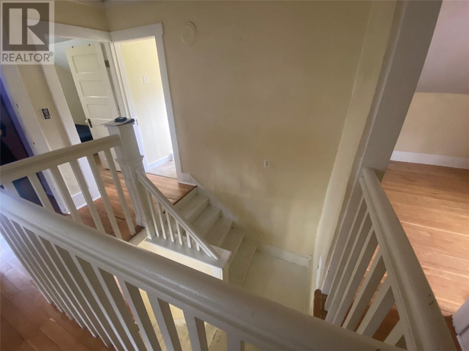 1205 Green Avenue, Trail