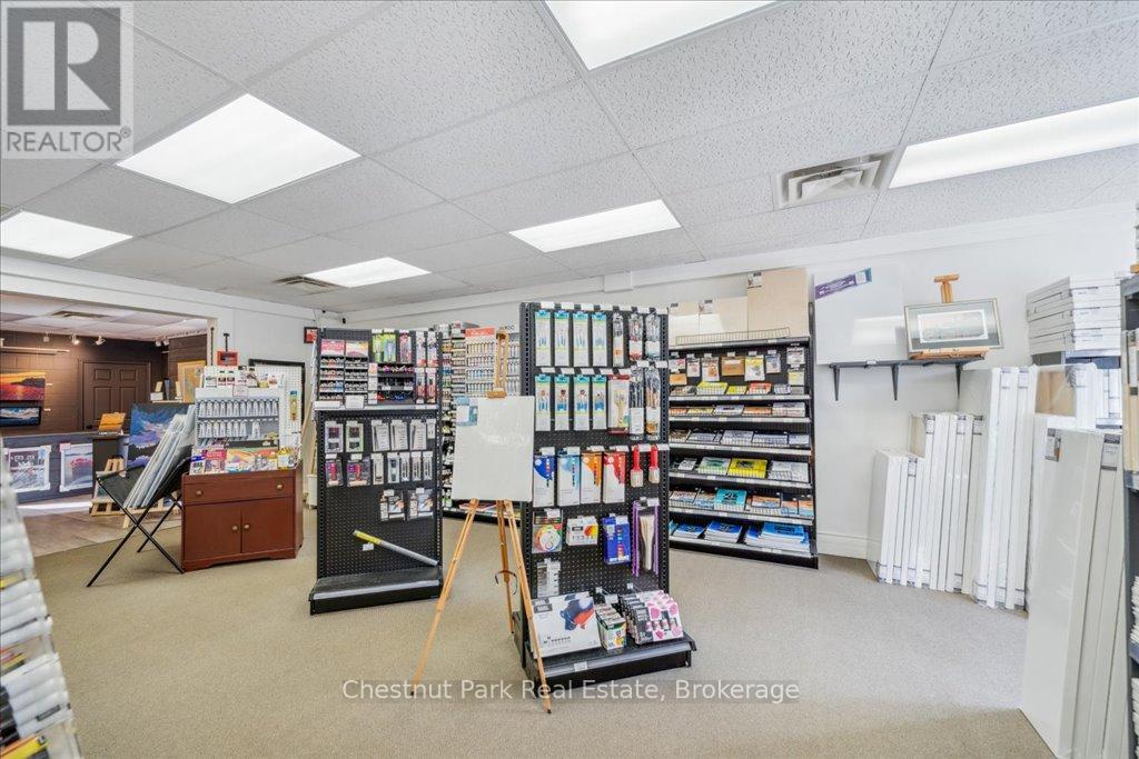 Photo 11 of 10 Taylor Road, Bracebridge ON
