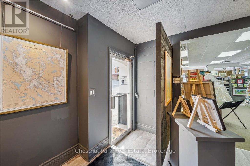 Photo 26 of 10 Taylor Road, Bracebridge ON