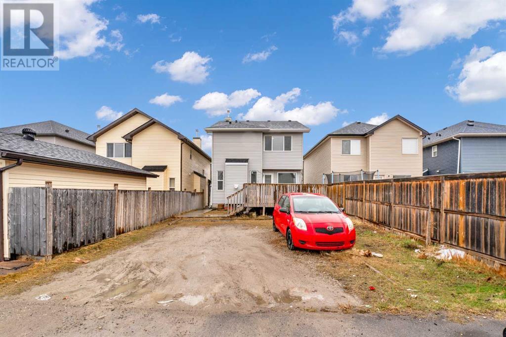 Single Family House for Sale in  Saddlebrook Link NE Saddle Ridge Calgary 