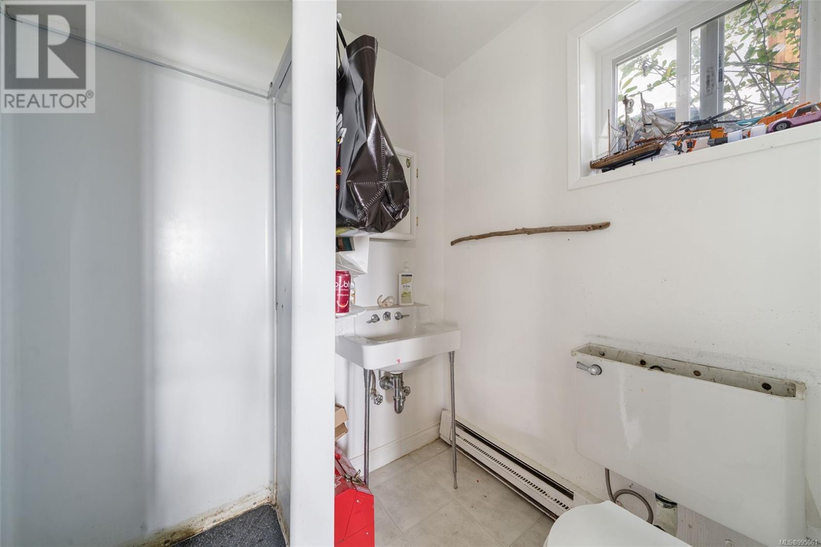  5979 Sooke Road, Sooke
