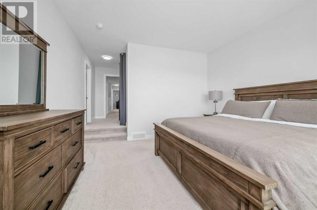 132 Emberside Place, Cochrane