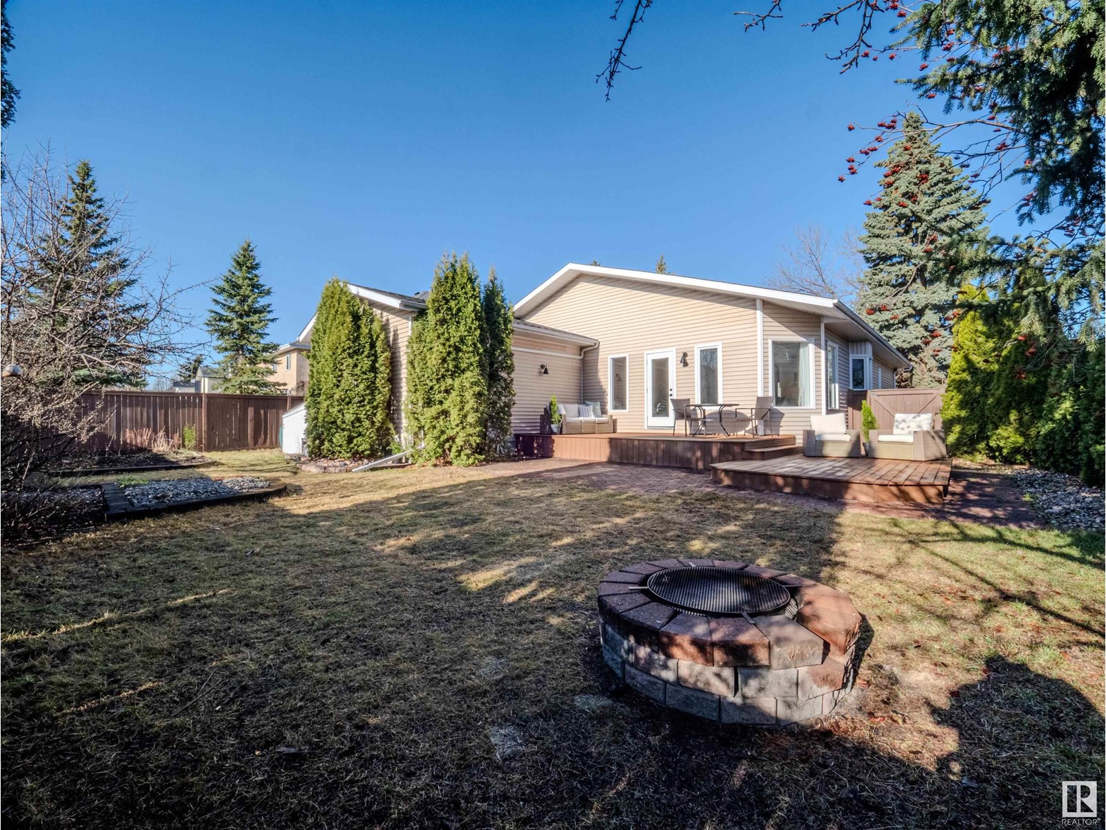 261 HEAGLE CR NW, Edmonton
