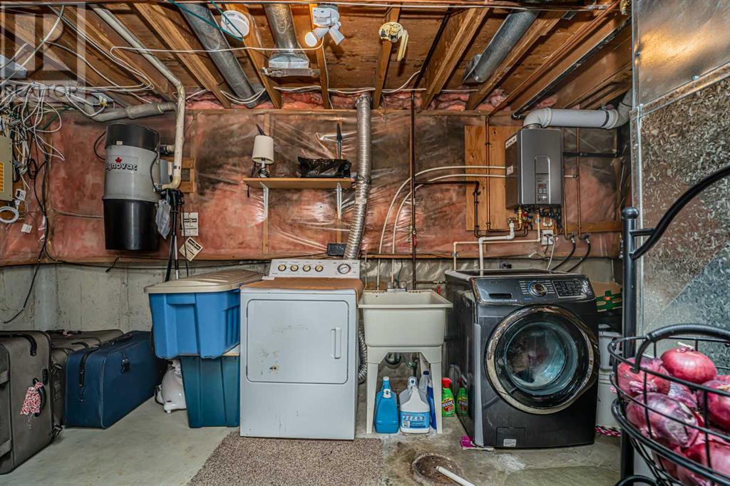 Single Family House for Sale in  Falshire Drive NE Falconridge Calgary 