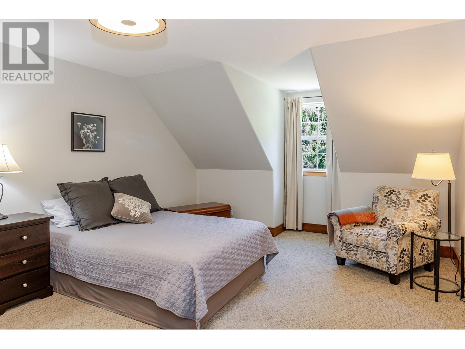 499 QUATSINO BOULEVARD, Kitimat