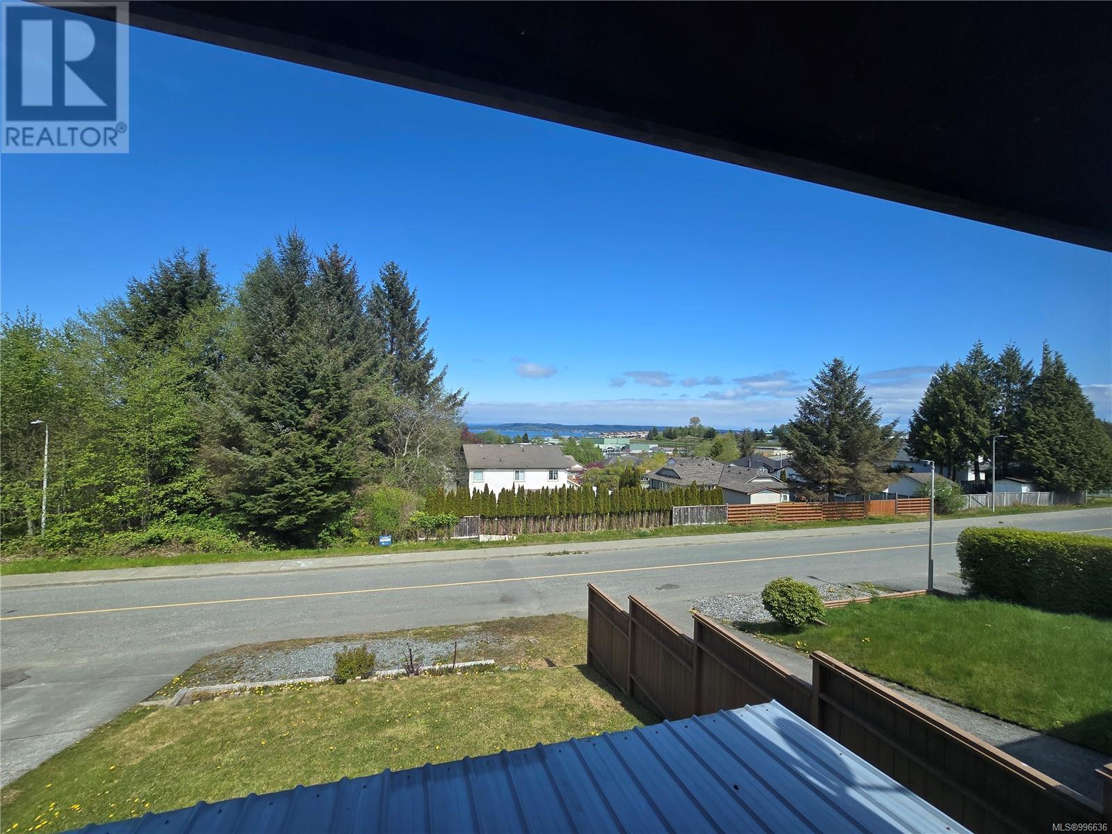 2121 Pioneer Hill Dr, Port McNeill