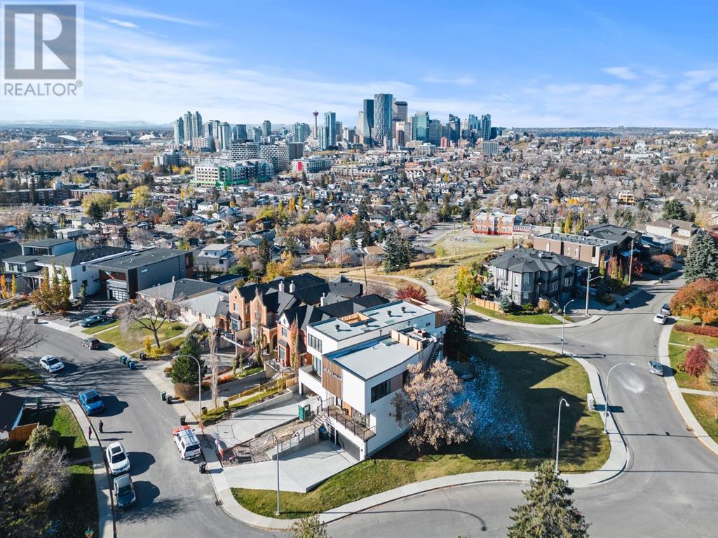 Single Family House for Sale in   Street NE Renfrew Calgary 