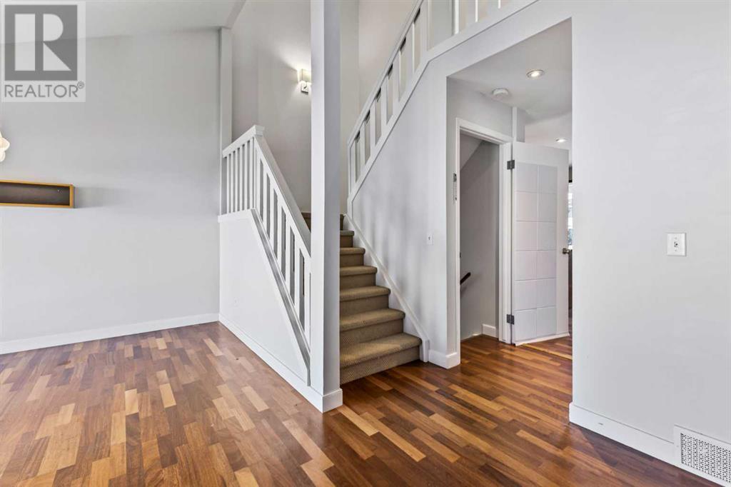 Single Family House for Sale in   Street NW Silver Springs Calgary 