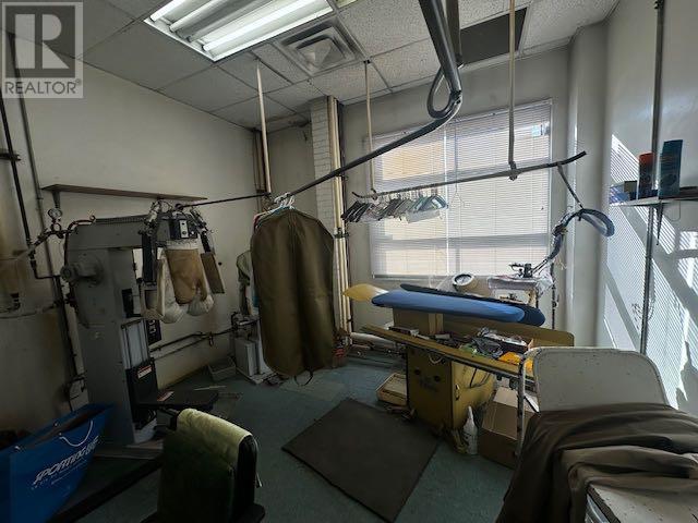 Business for Sale in   Avenue NW Hounsfield Heights/Briar Hill Calgary 