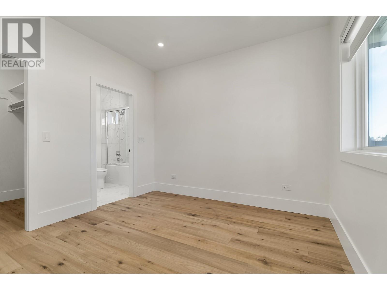 Photo 27 of 7419 1st Street, Burnaby BC