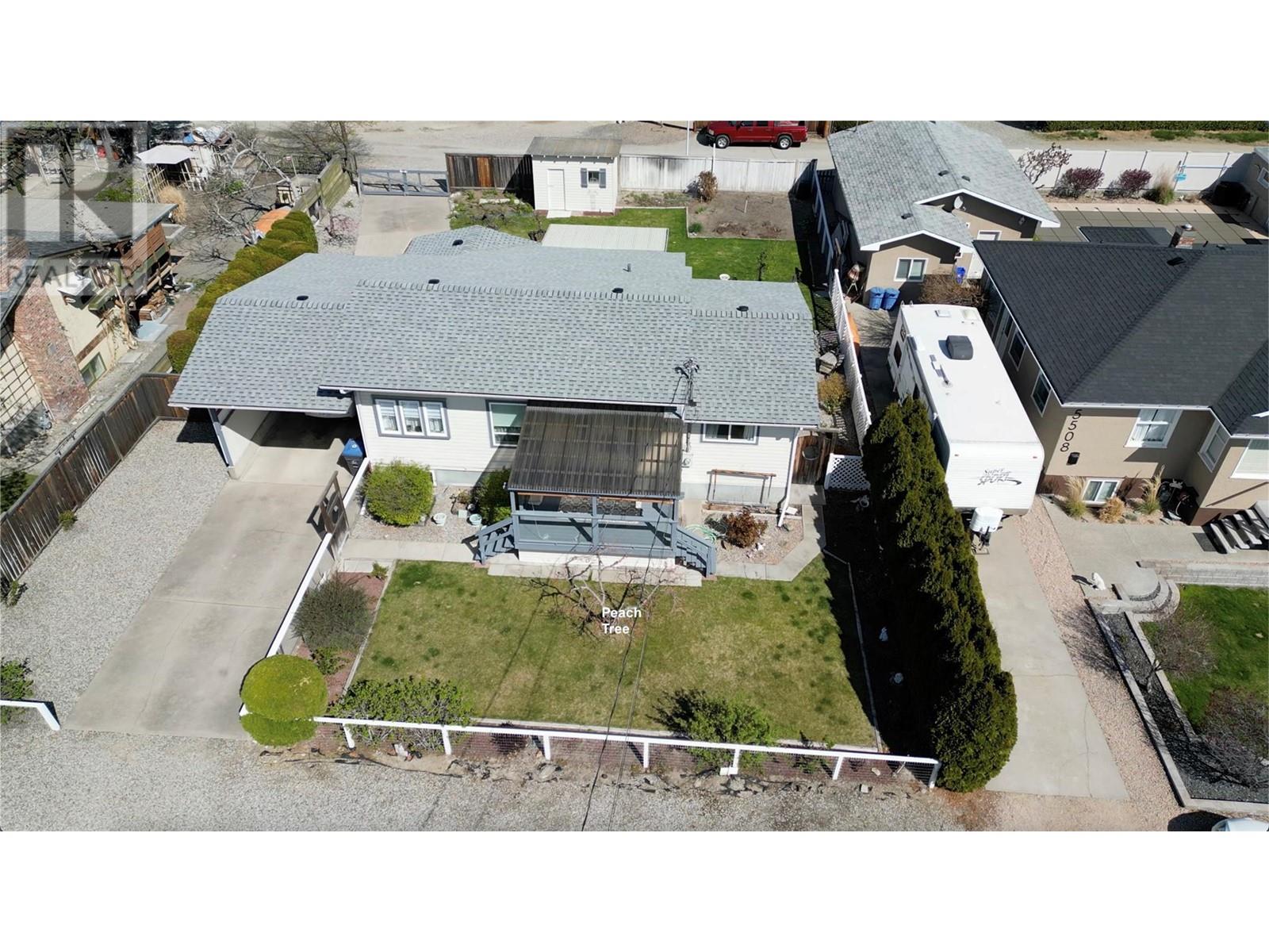  5702 Jackpine Lane, Osoyoos