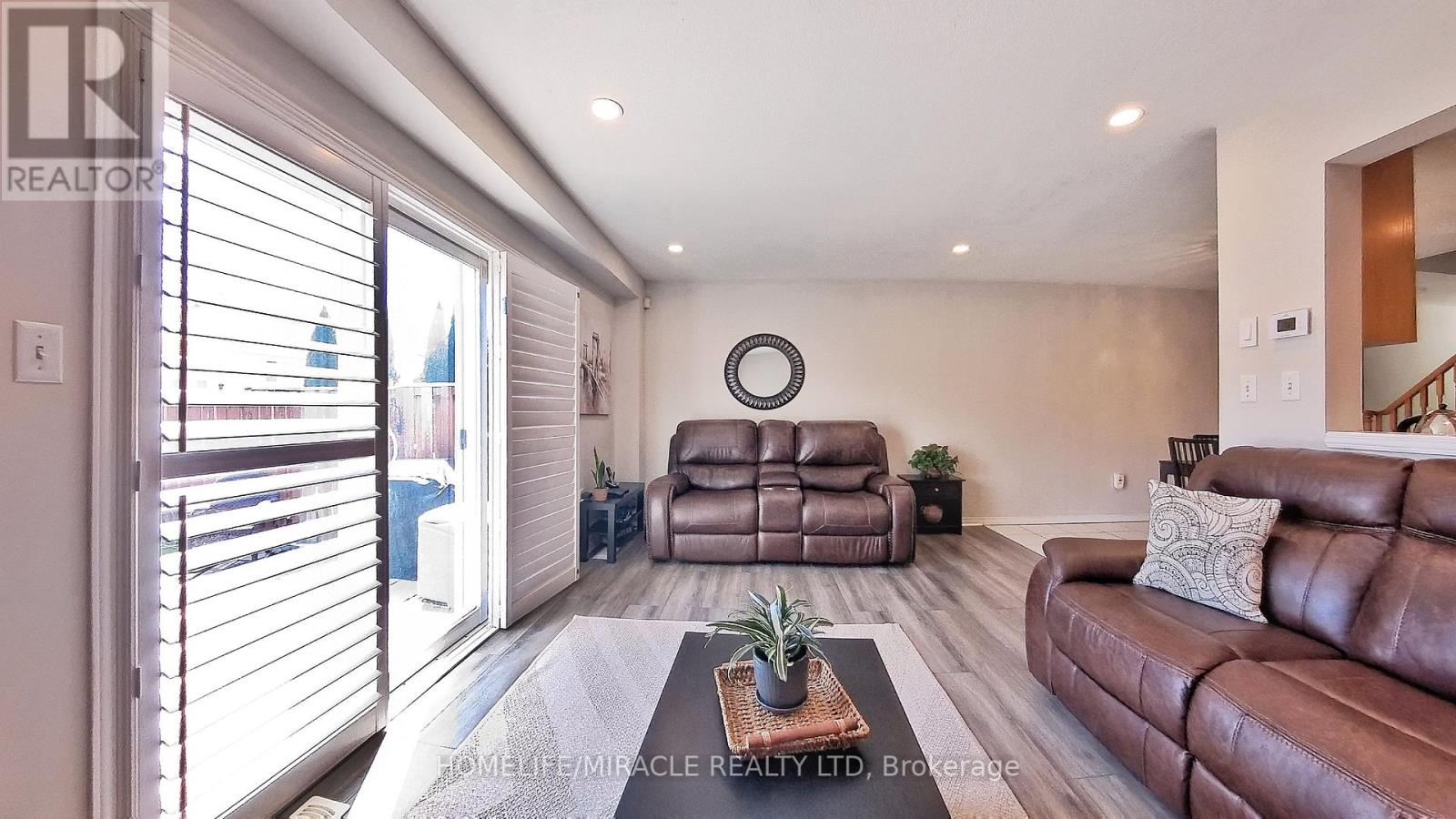Photo 9 of 9 174 Highbury Drive, Hamilton ON