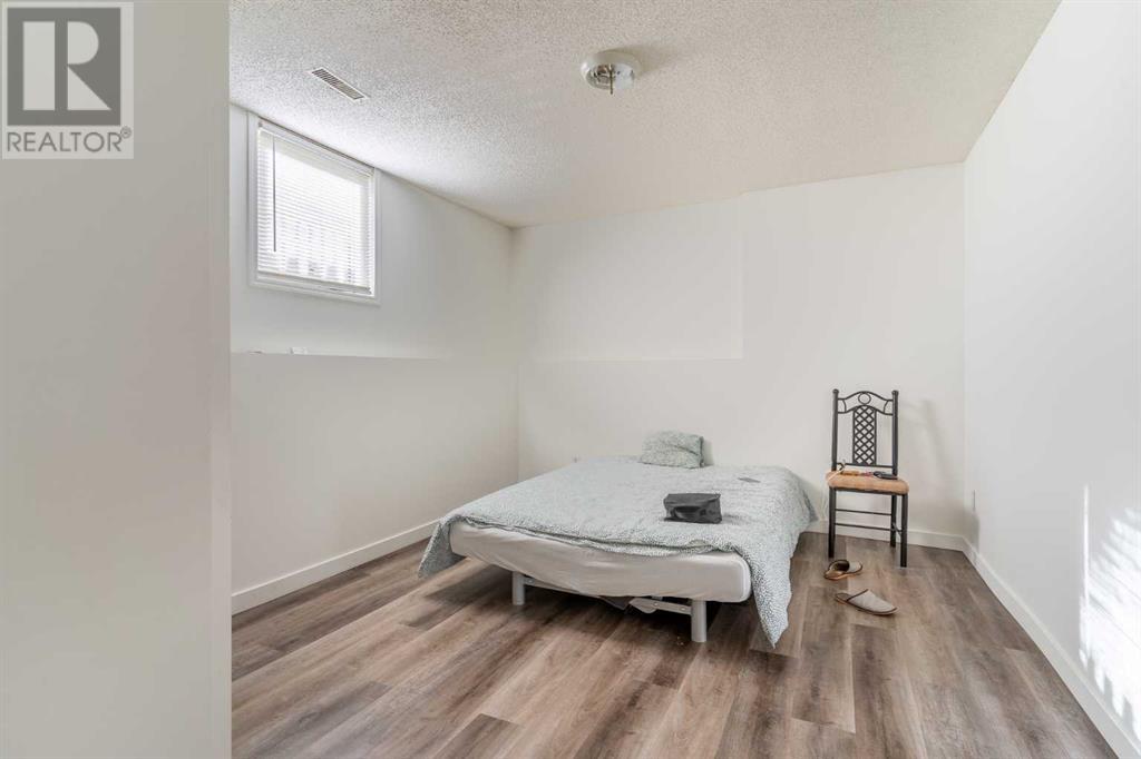 Multi-family House for Sale in   Avenue SW Sunalta Calgary 