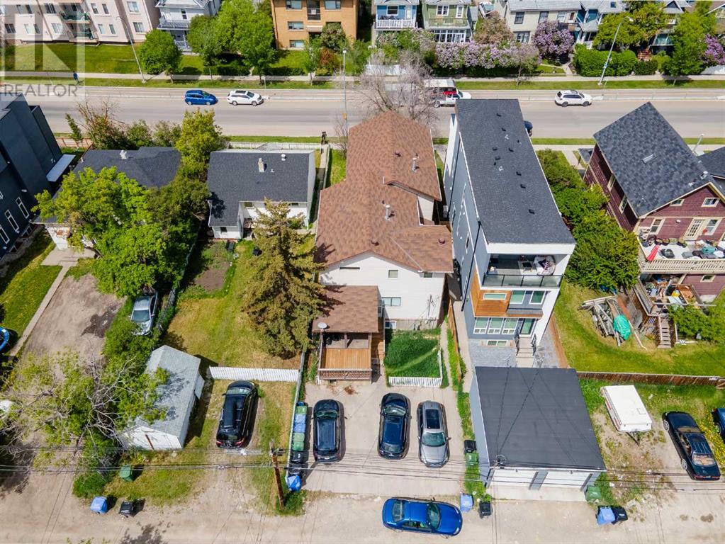 Multi-family House for Sale in   Avenue SW Sunalta Calgary 