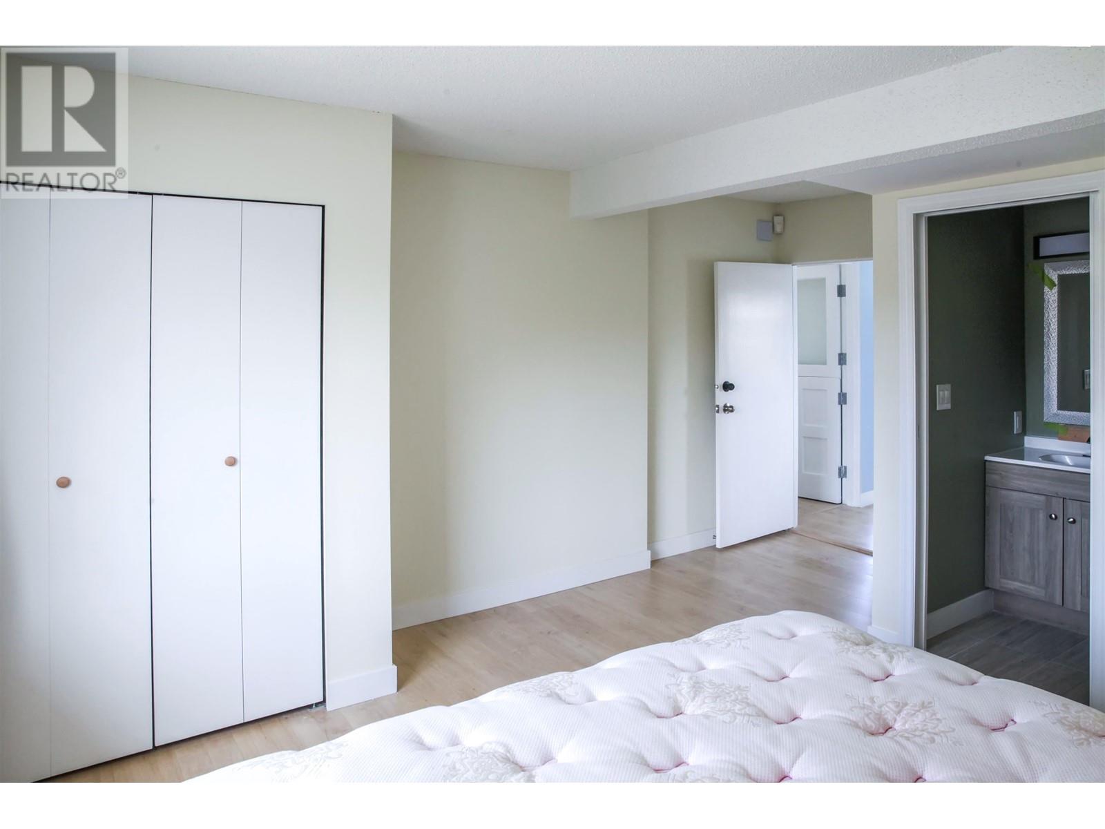 9420 NO. 6 Road, Richmond