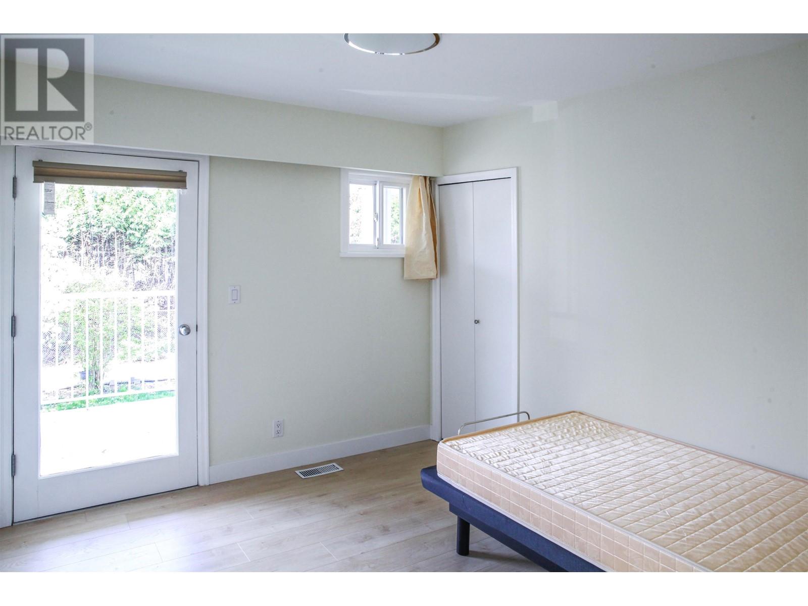 9420 NO. 6 Road, Richmond