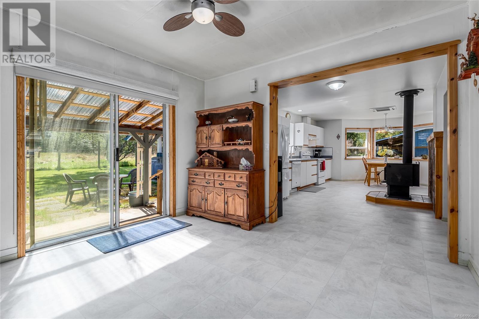 4421 Dove Creek Rd, Courtenay
