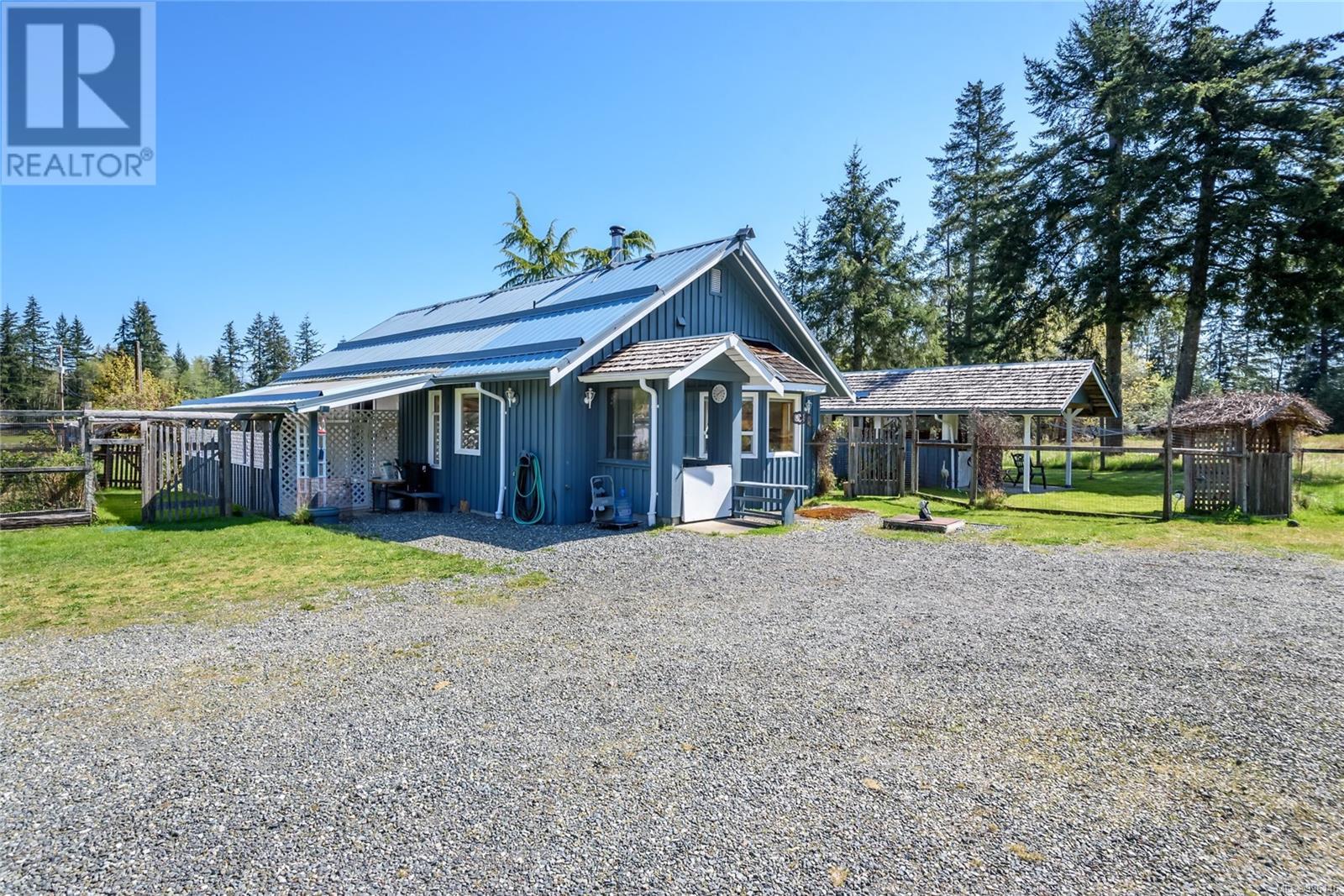 4421 Dove Creek Rd, Courtenay