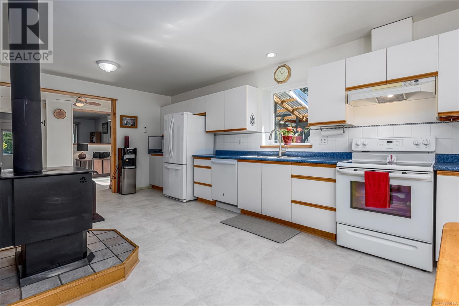 4421 Dove Creek Rd, Courtenay
