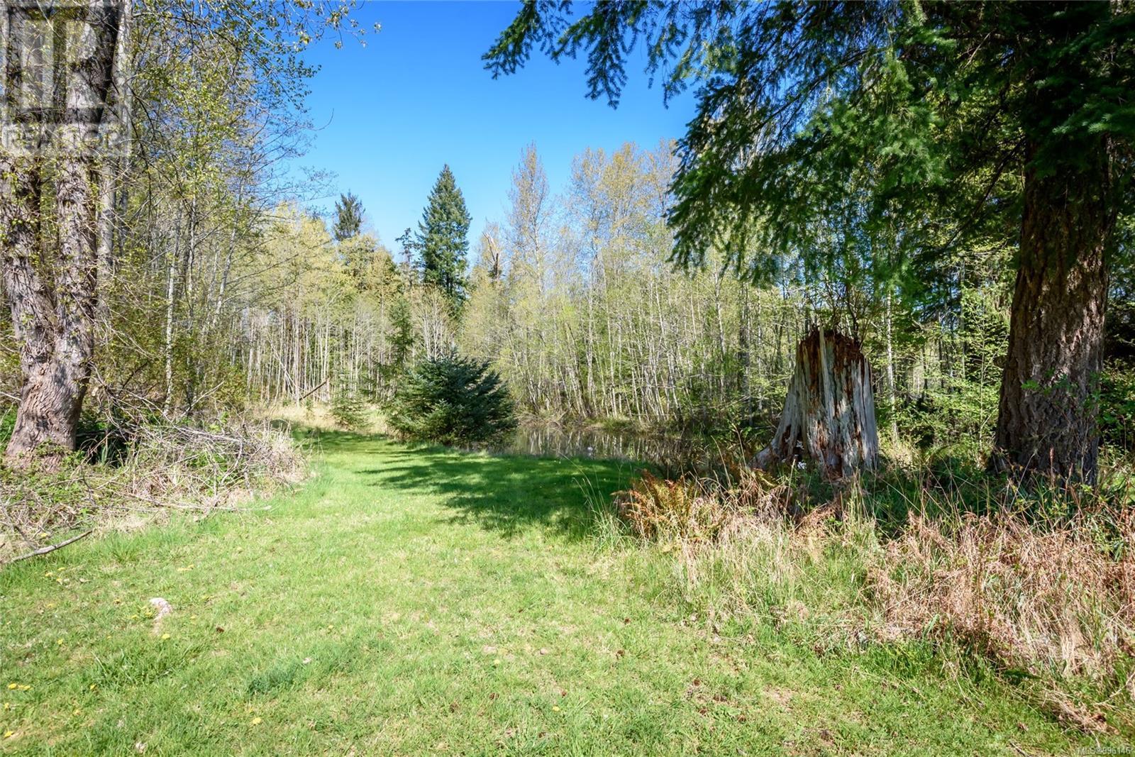 4421 Dove Creek Rd, Courtenay