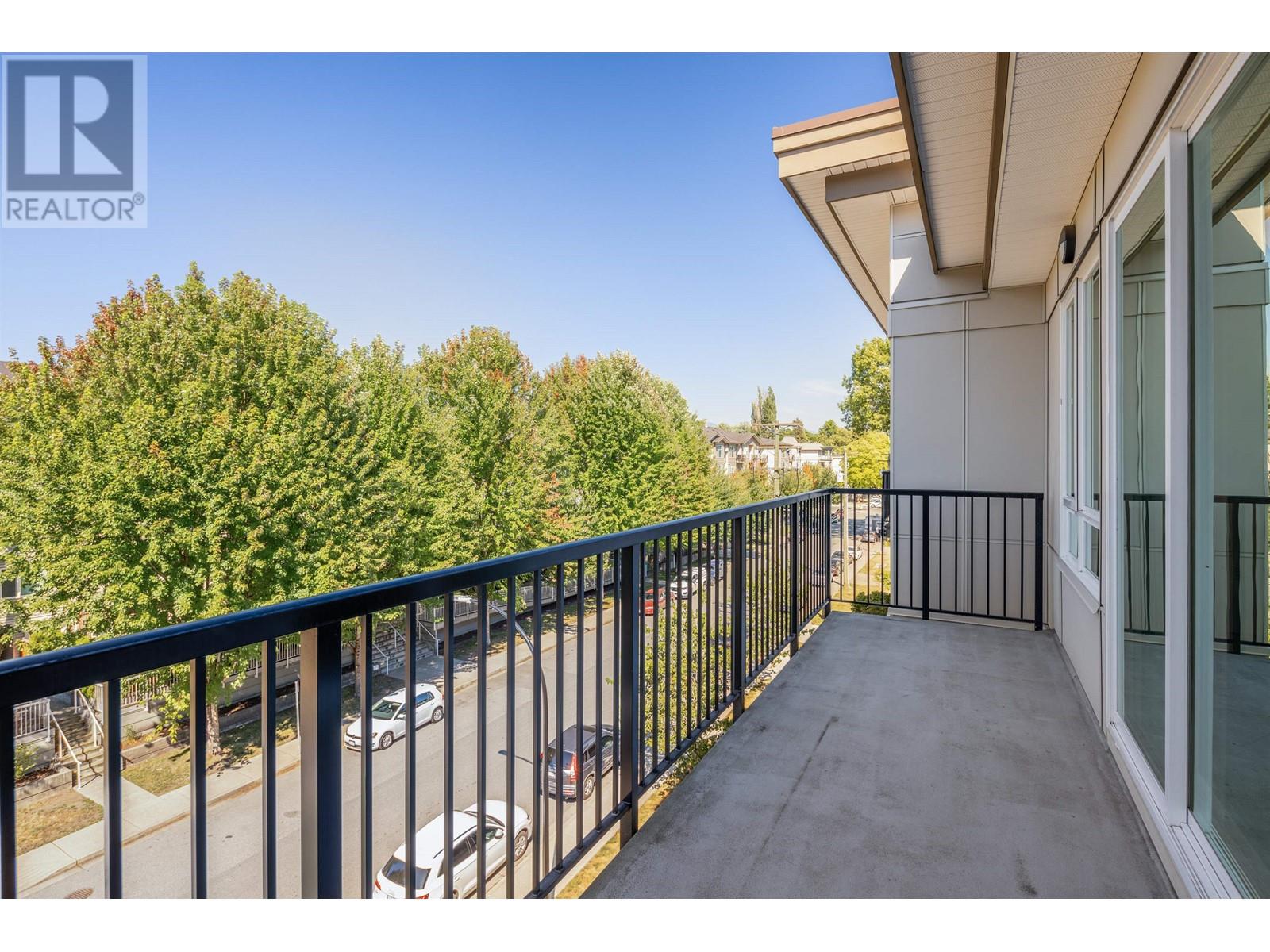407 2382 ATKINS AVENUE, Port Coquitlam real estate listing R2990540