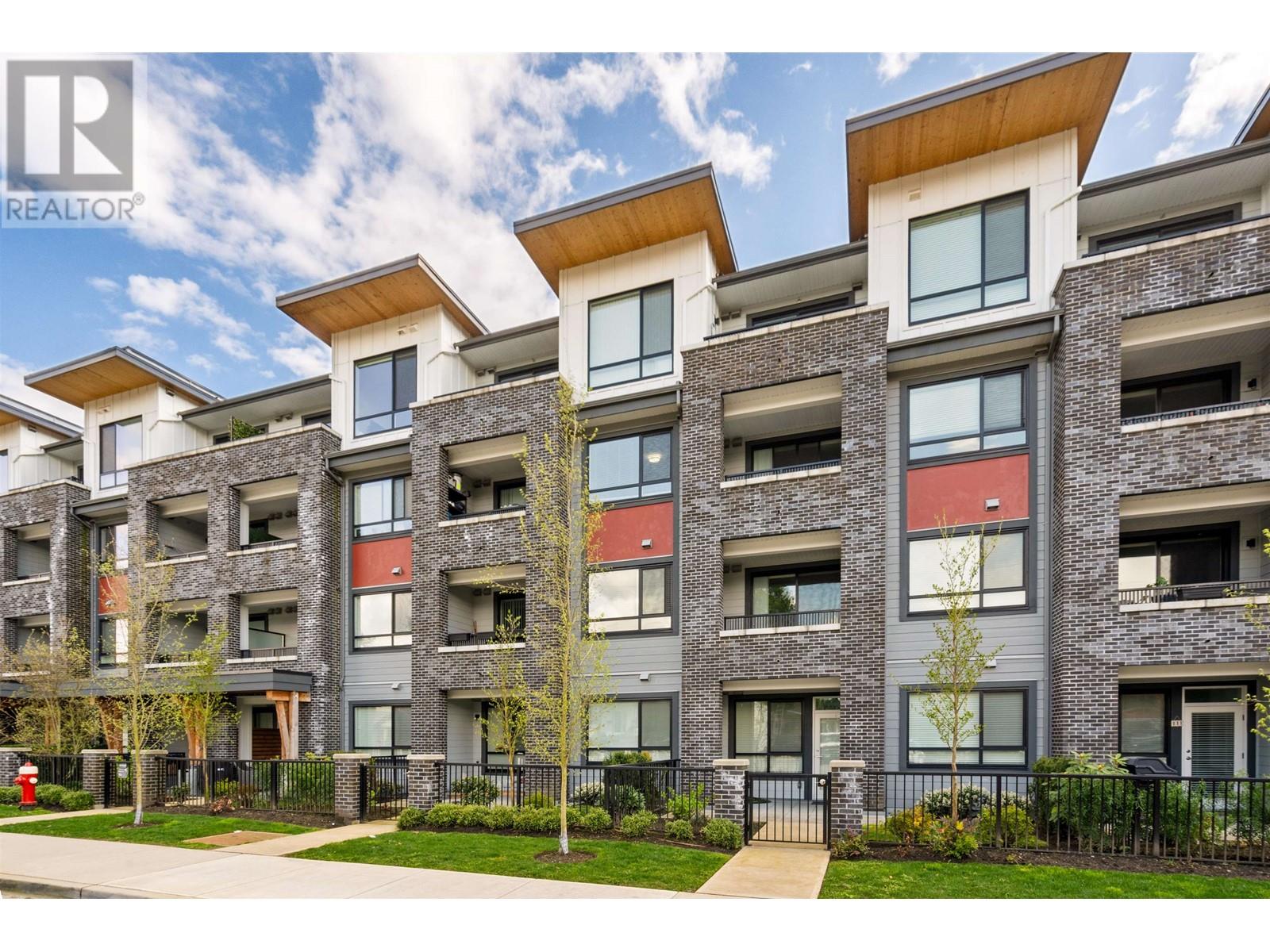 404 2160 GRANT AVENUE, Port Coquitlam real estate listing R2994446