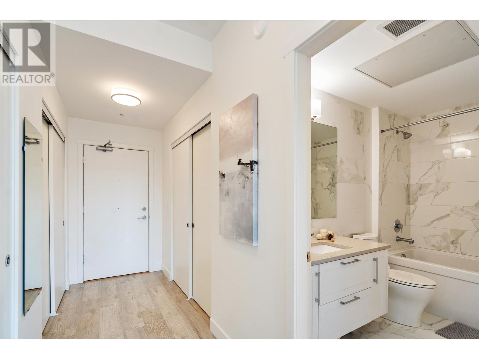 404 2160 GRANT AVENUE, Port Coquitlam real estate listing R2994446