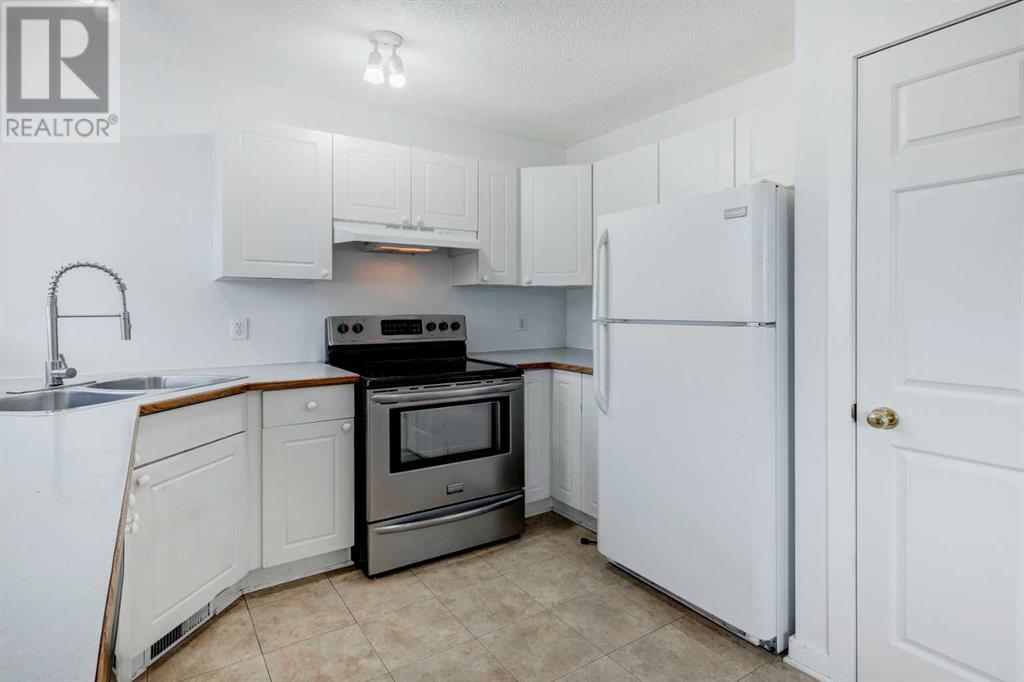Single Family House for Sale in  Tarington Road NE Taradale Calgary 