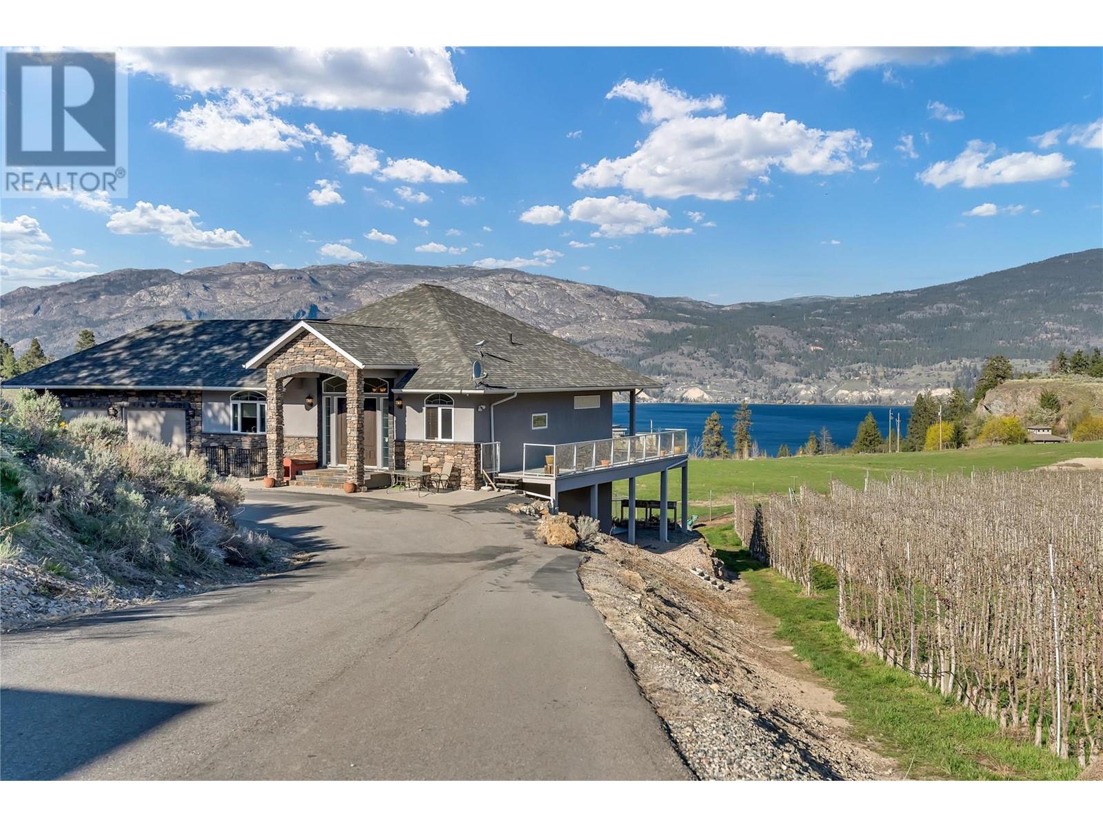 18300 McDougald Road, Summerland