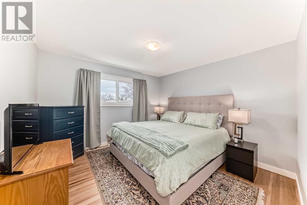 Single Family House Bungalow for Sale in  Cottonwood Crescent SE Southview Calgary 