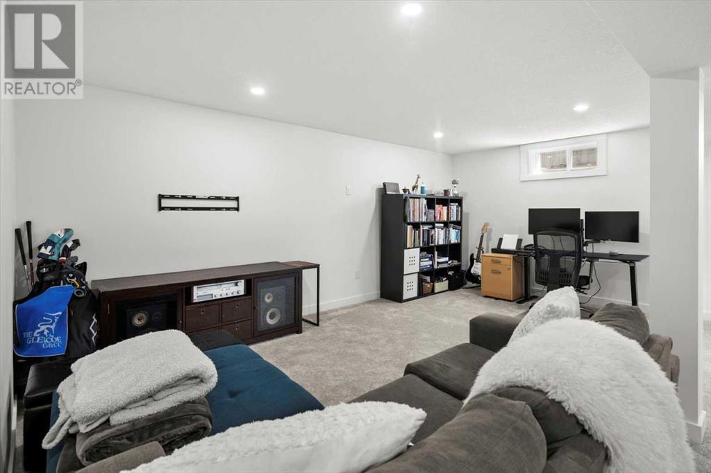 Single Family House Bungalow for Sale in  Windermere Road SW Wildwood Calgary 