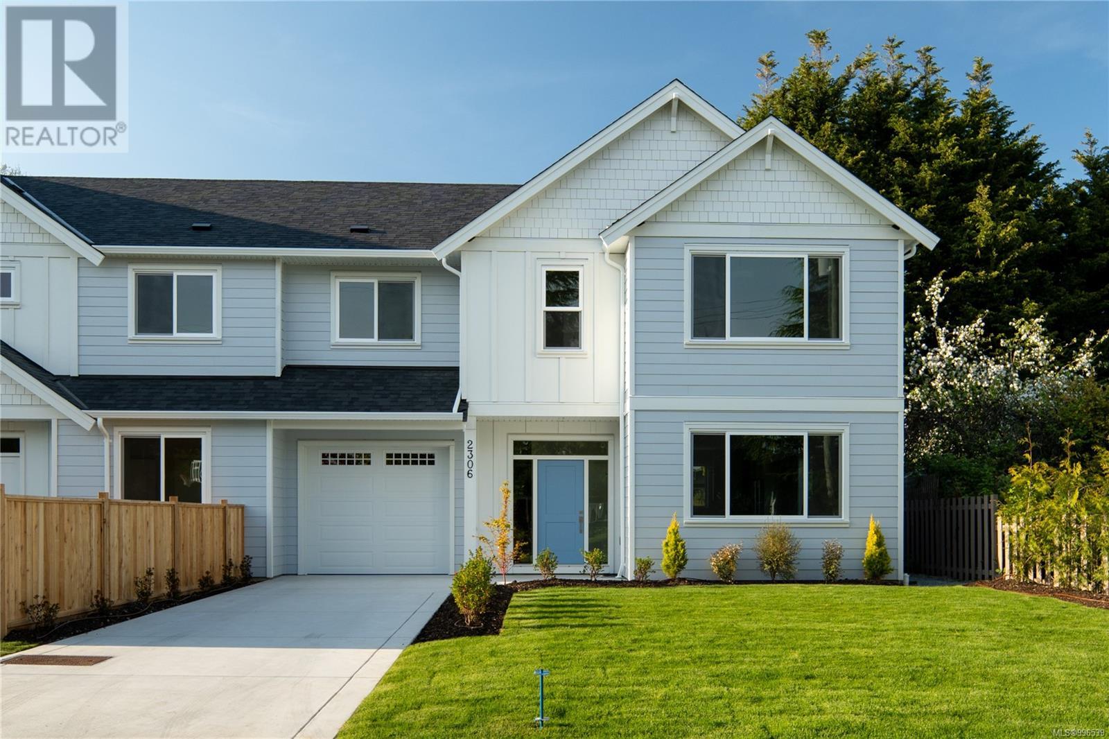 2306 Grove Crescent, Sidney
