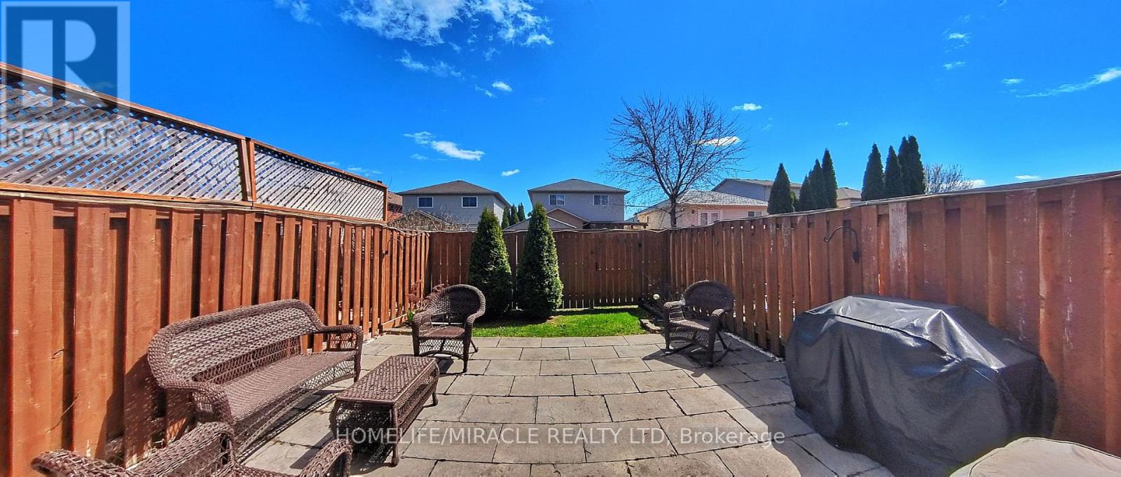 Photo 32 of 9 174 Highbury Drive, Hamilton ON