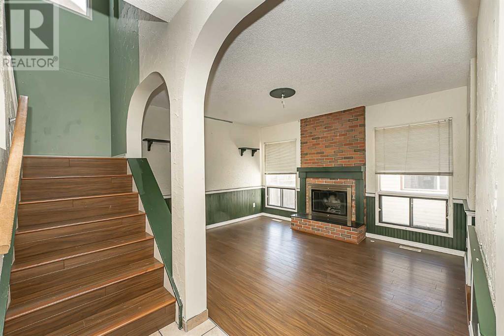 Single Family House for Sale in   Street NE Temple Calgary 