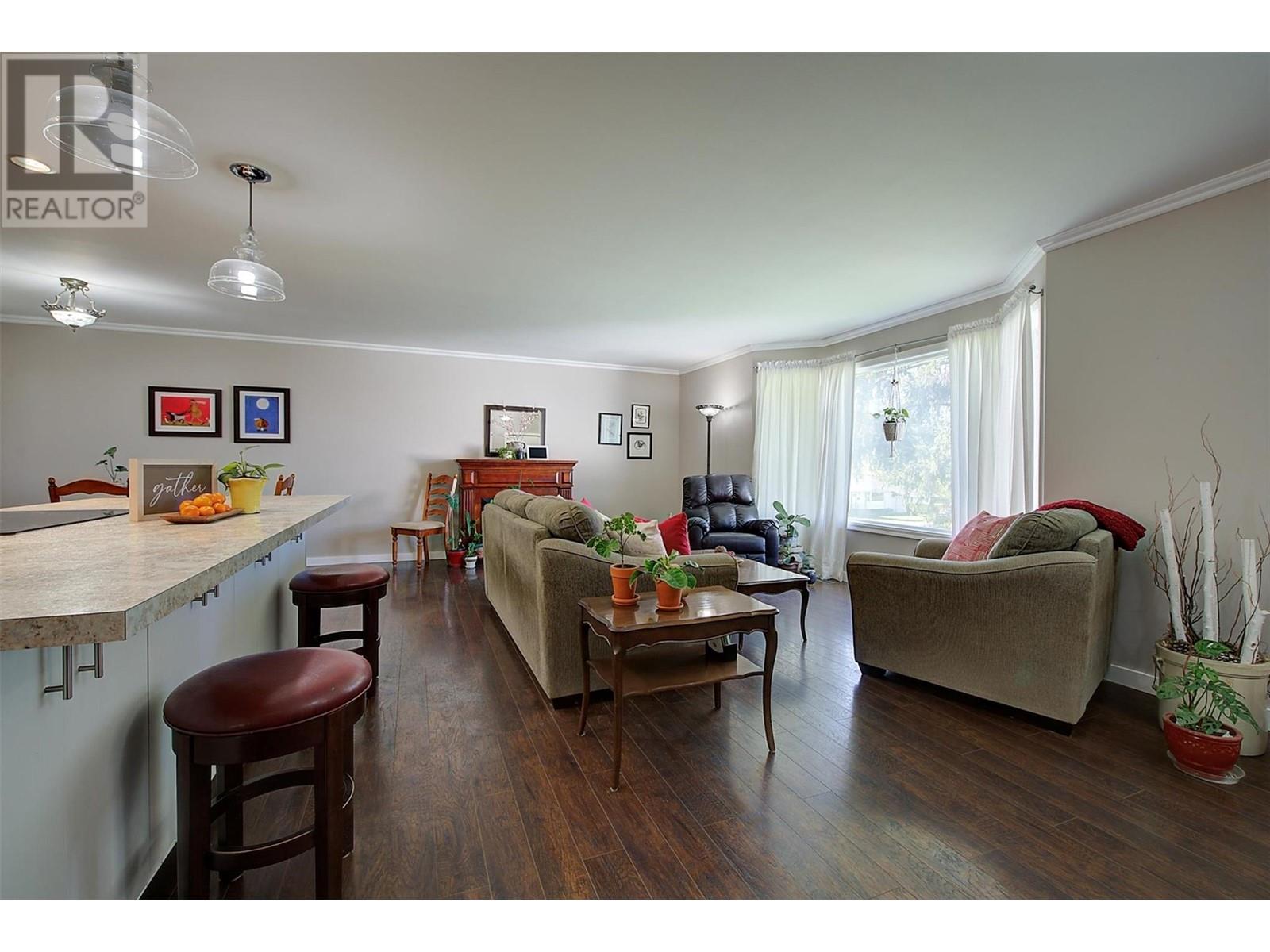  1363 Ponderosa Road, West Kelowna
