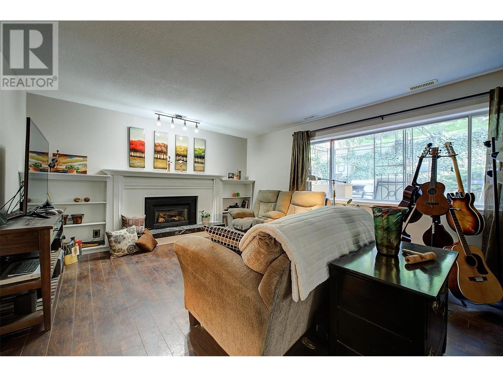  1363 Ponderosa Road, West Kelowna