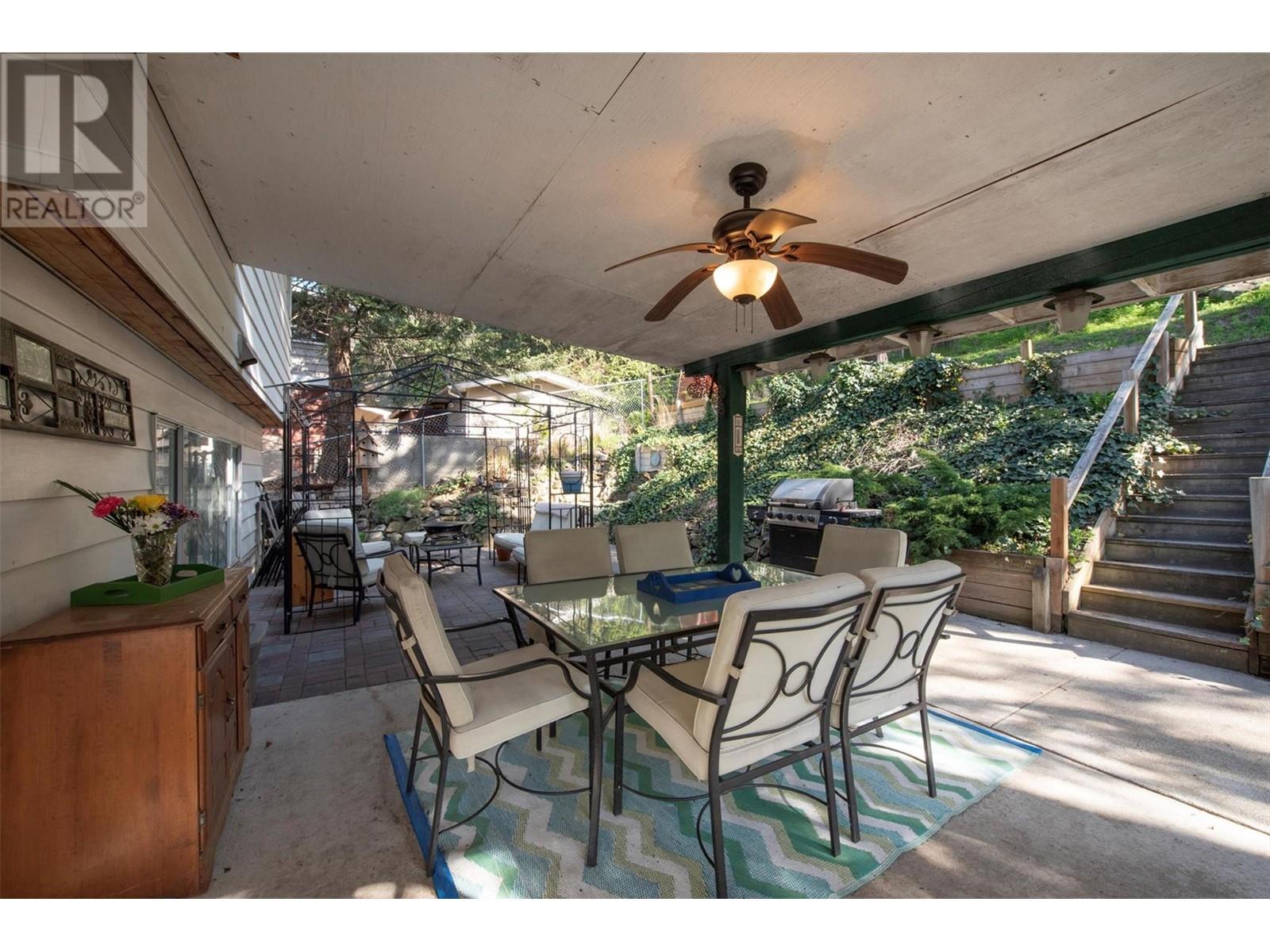  1363 Ponderosa Road, West Kelowna