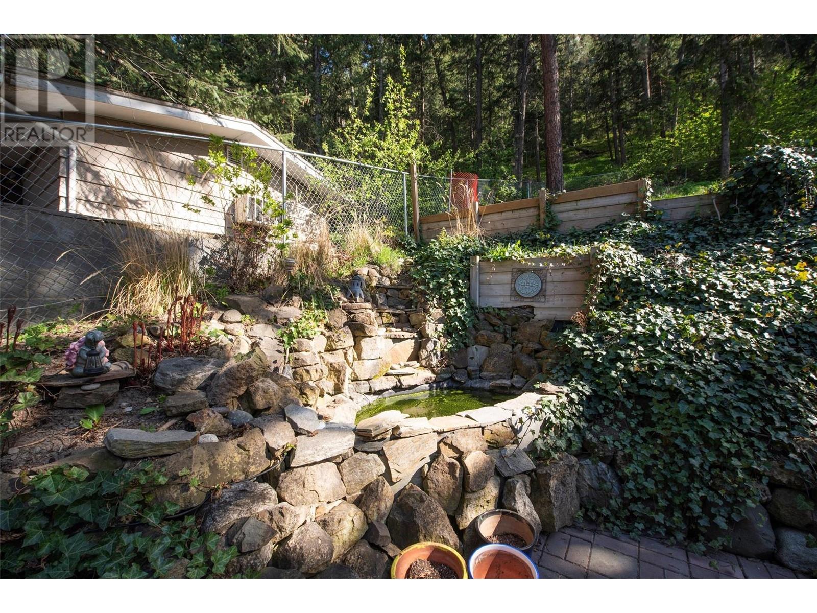  1363 Ponderosa Road, West Kelowna