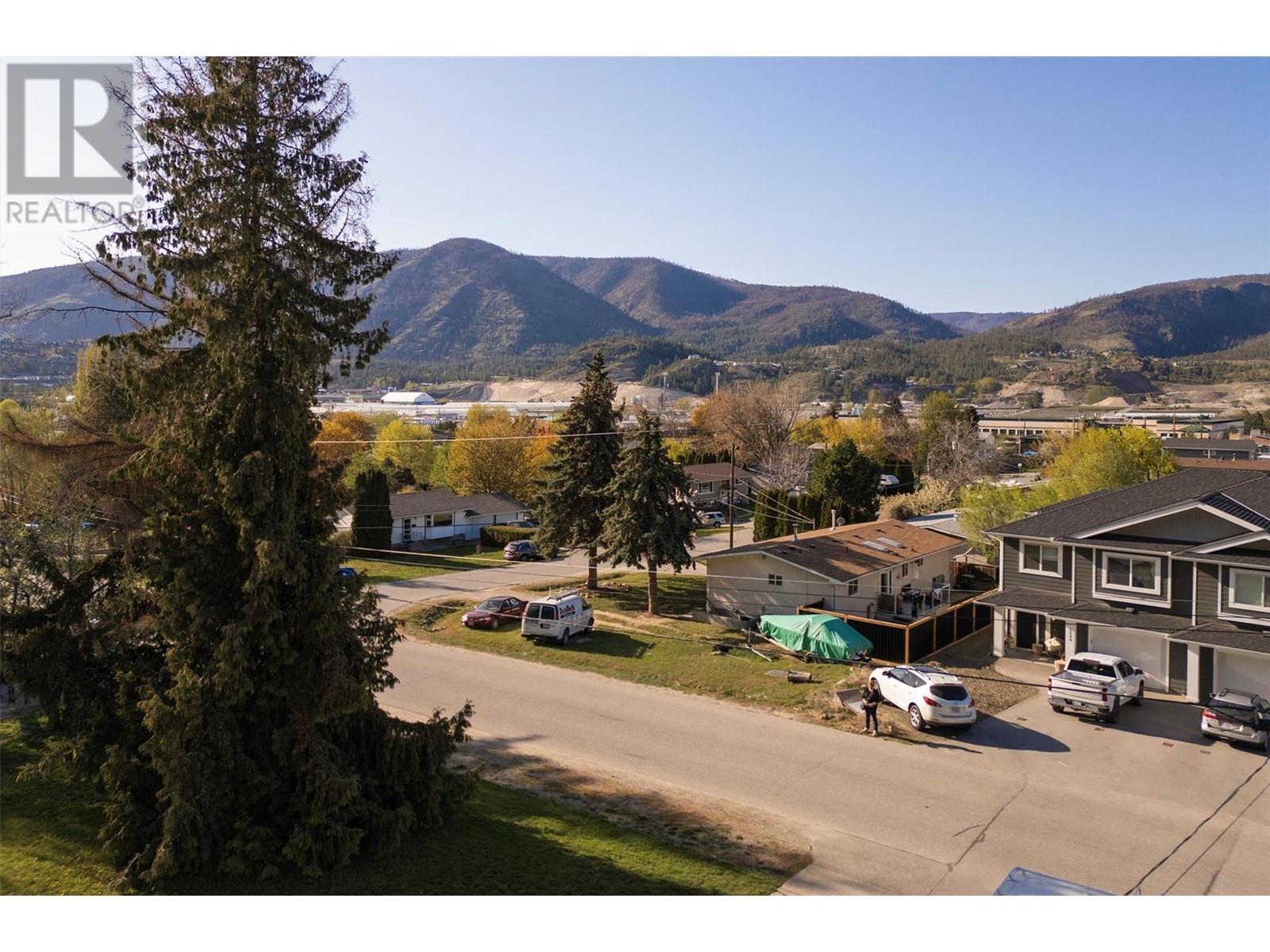  1363 Ponderosa Road, West Kelowna