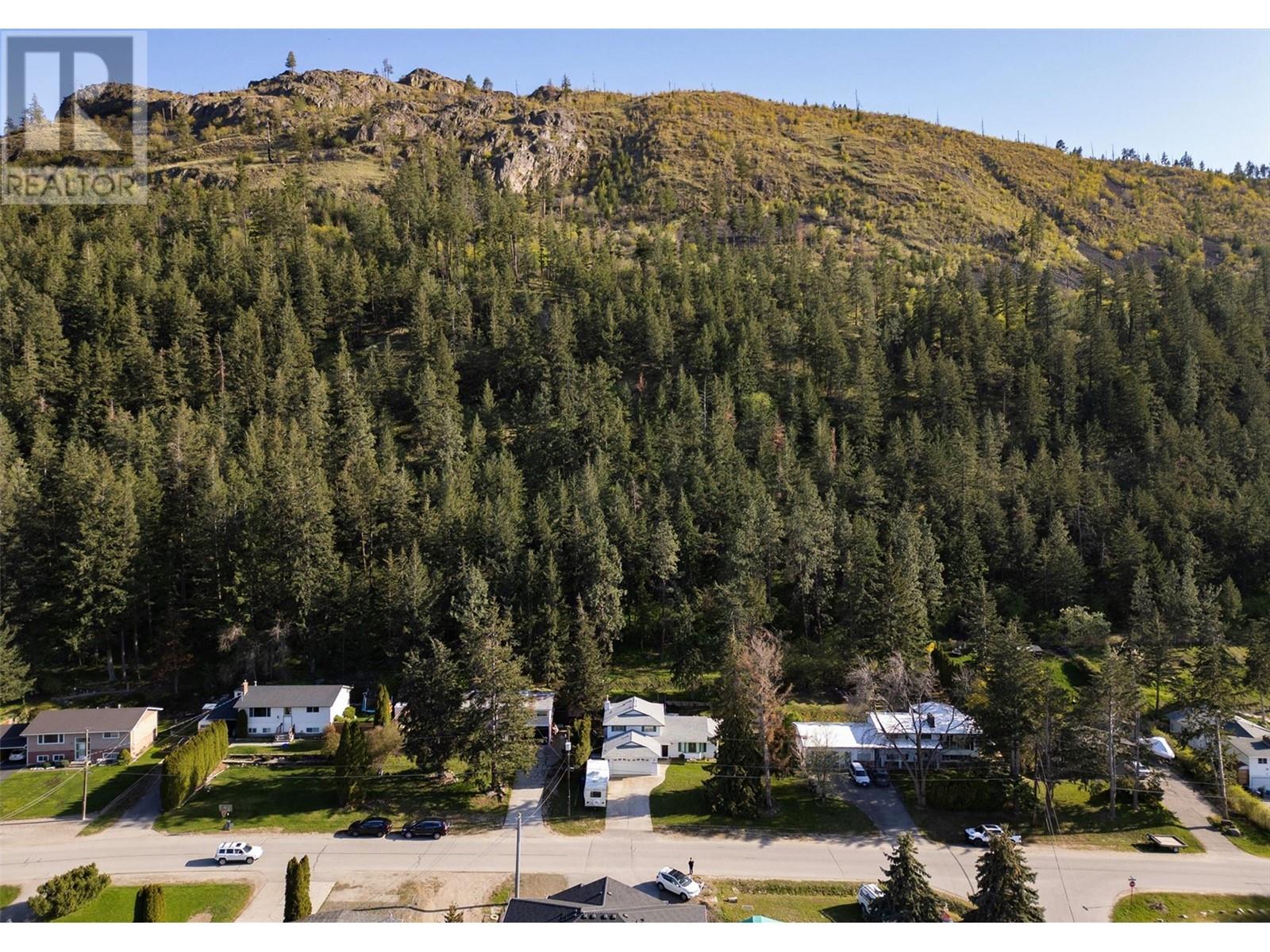  1363 Ponderosa Road, West Kelowna