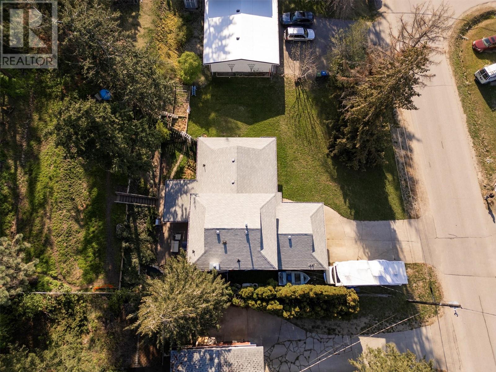  1363 Ponderosa Road, West Kelowna