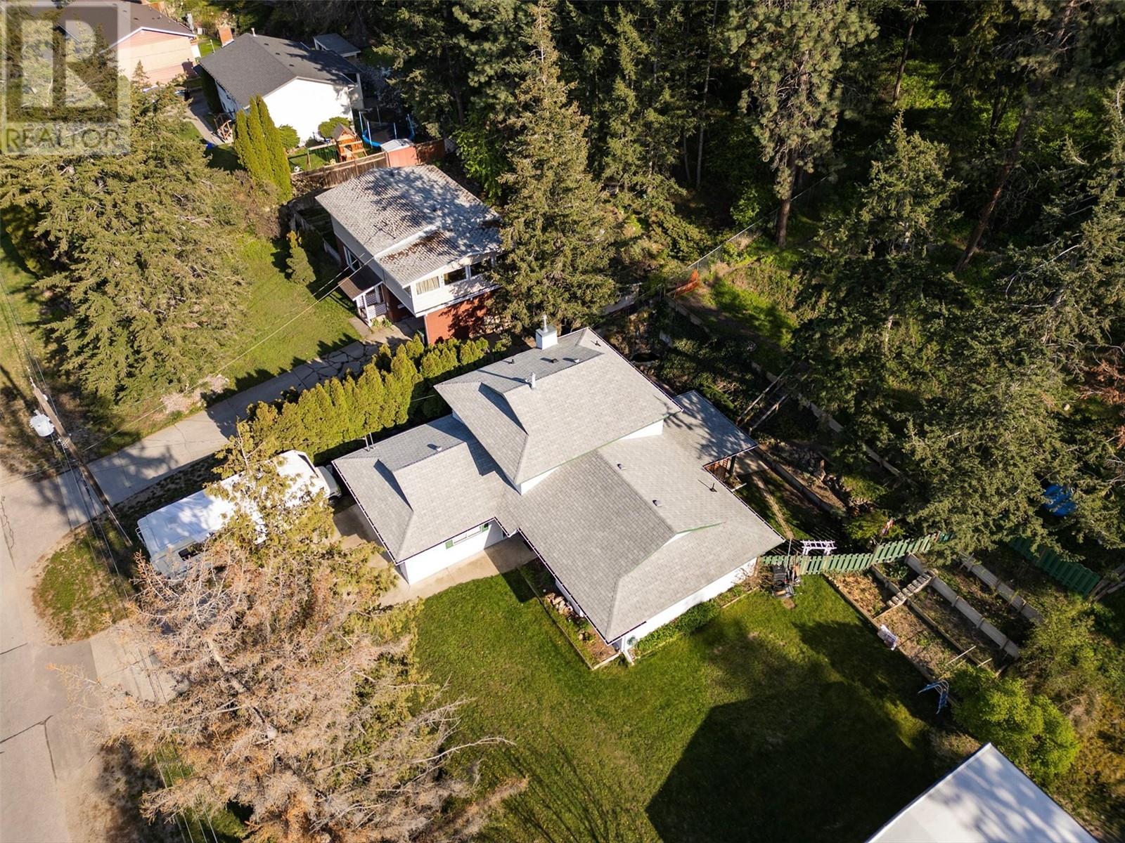  1363 Ponderosa Road, West Kelowna