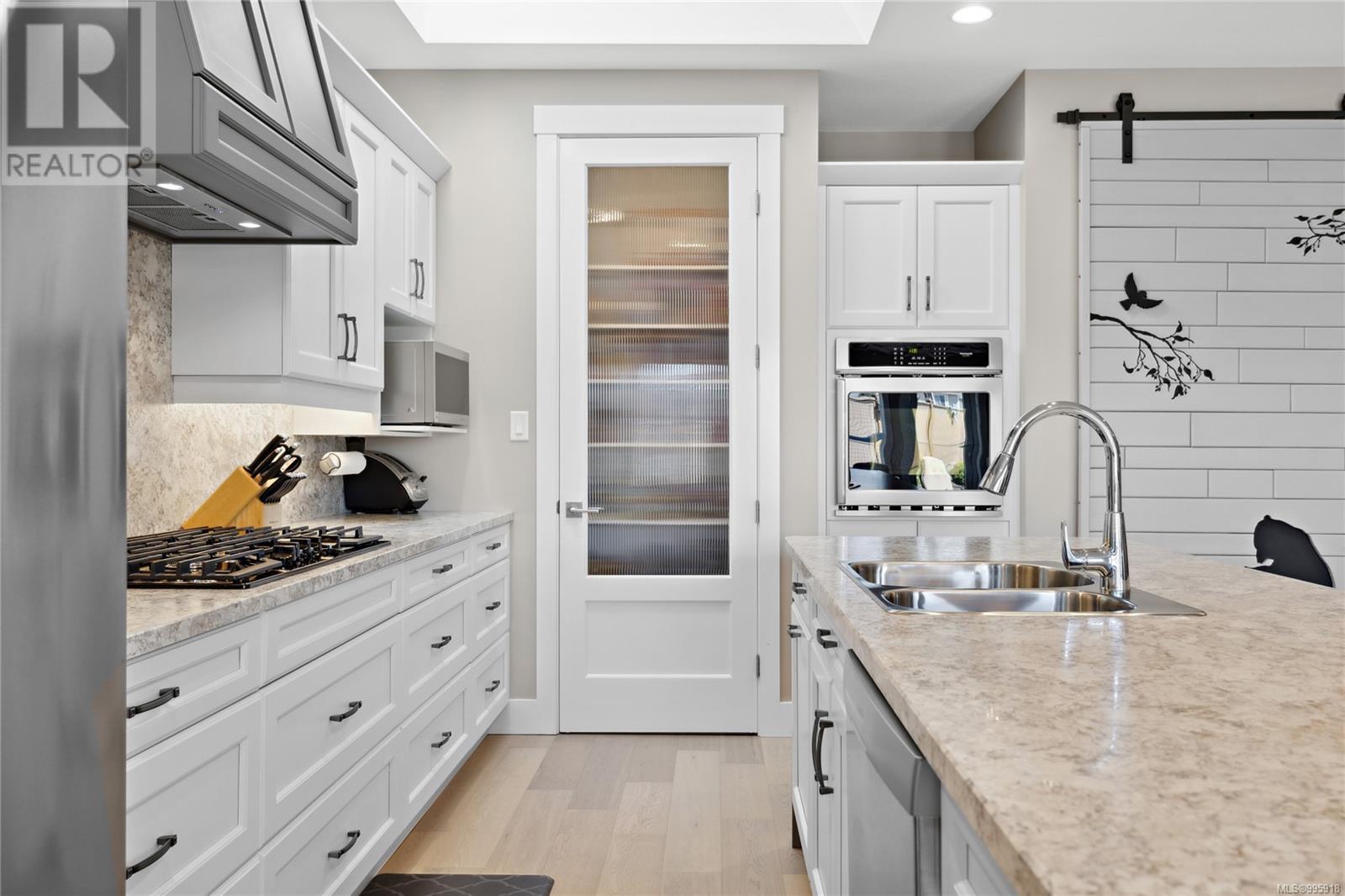 983 Brookfield Cres, Parksville