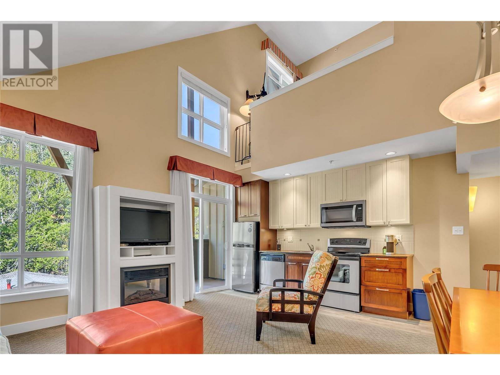 13011 Lakeshore Drive S Unit# 362, Summerland