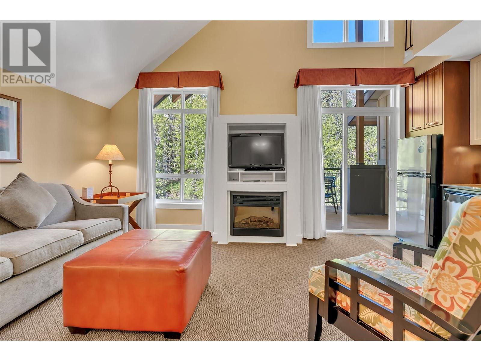 13011 Lakeshore Drive S Unit# 362, Summerland