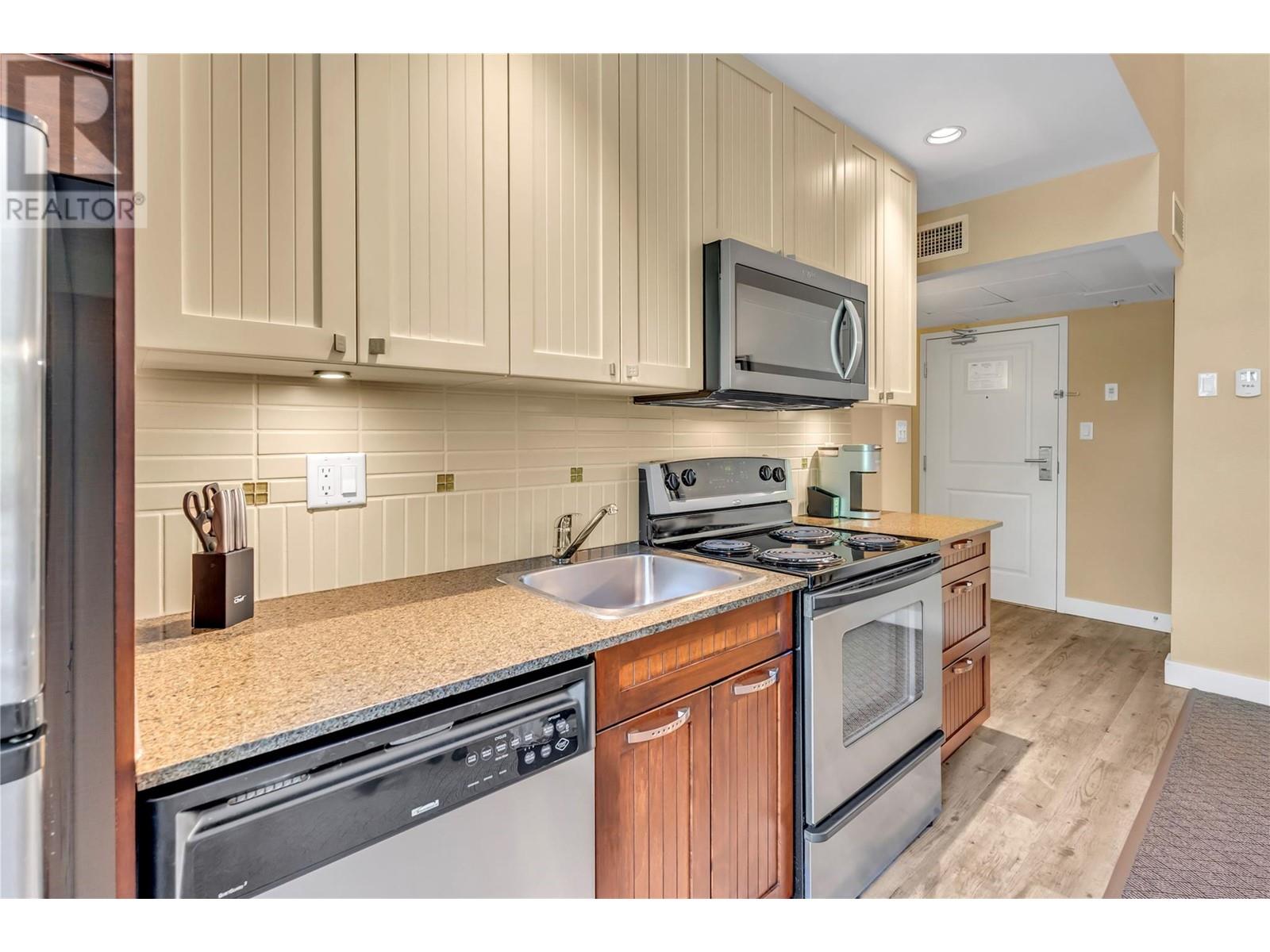 13011 Lakeshore Drive S Unit# 362, Summerland