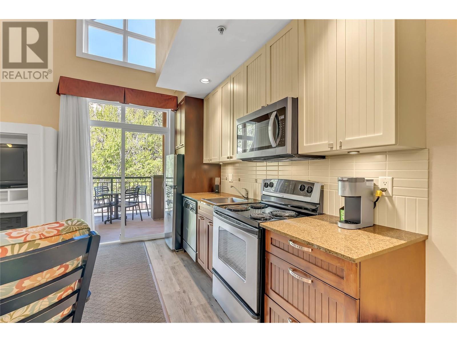 13011 Lakeshore Drive S Unit# 362, Summerland