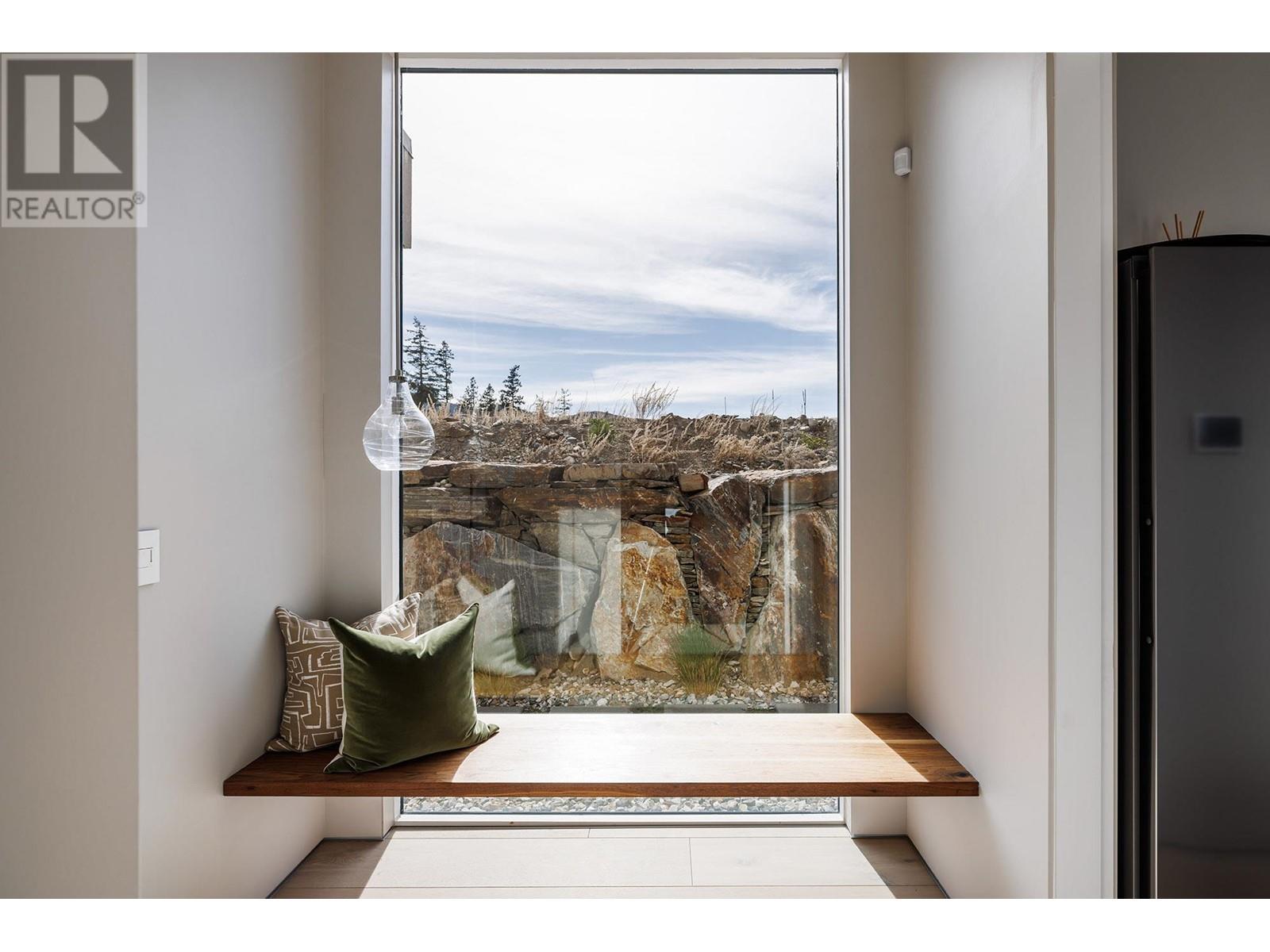  5602 Upper Mission Court, Kelowna