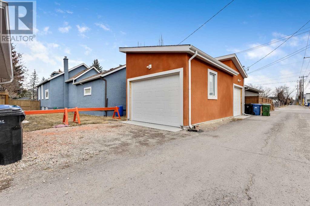 Single Family House for Sale in  Bow Crescent NW Bowness Calgary 