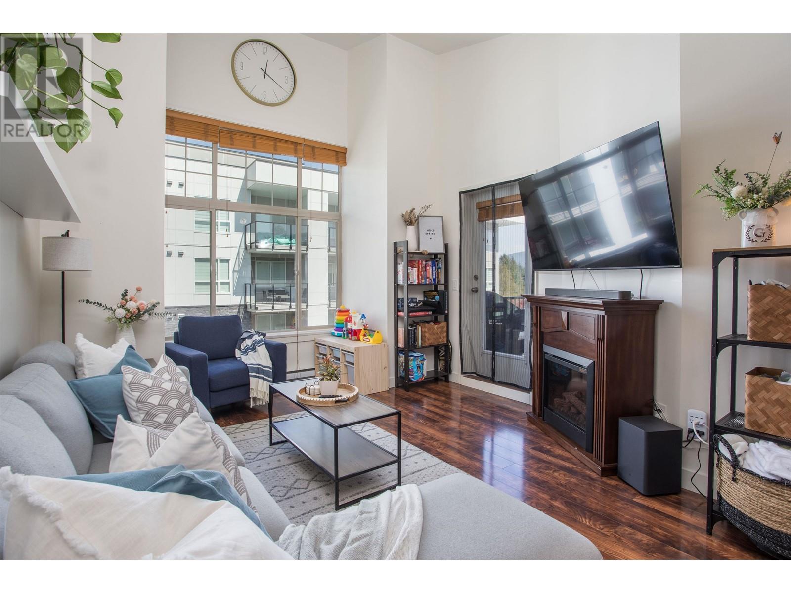 415 11887 BURNETT STREET, Maple Ridge